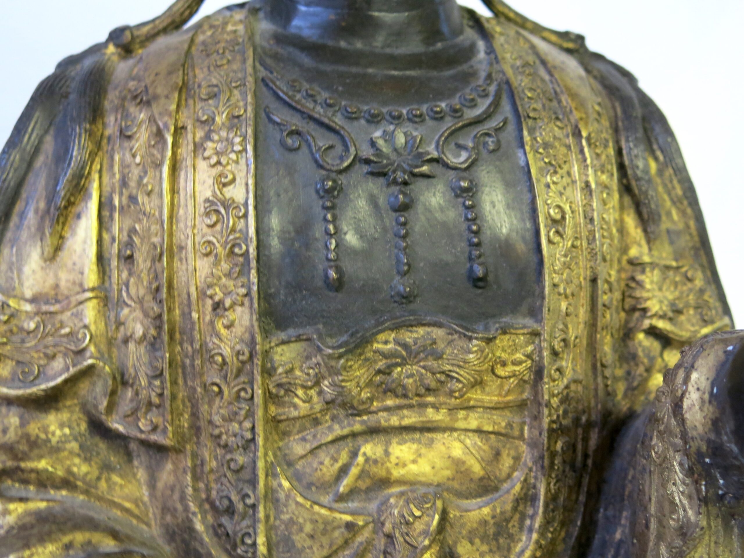 19th C. Chinese Gilt Bronze Seated Guanyin Bodhisattva - Image 12