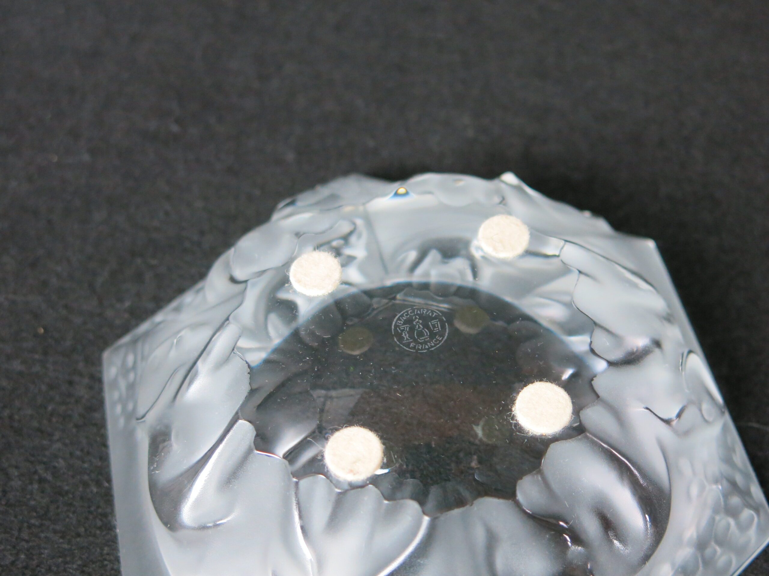 Baccarat France "Bol Éléphant" Elephant Nut Bowl - Image 6