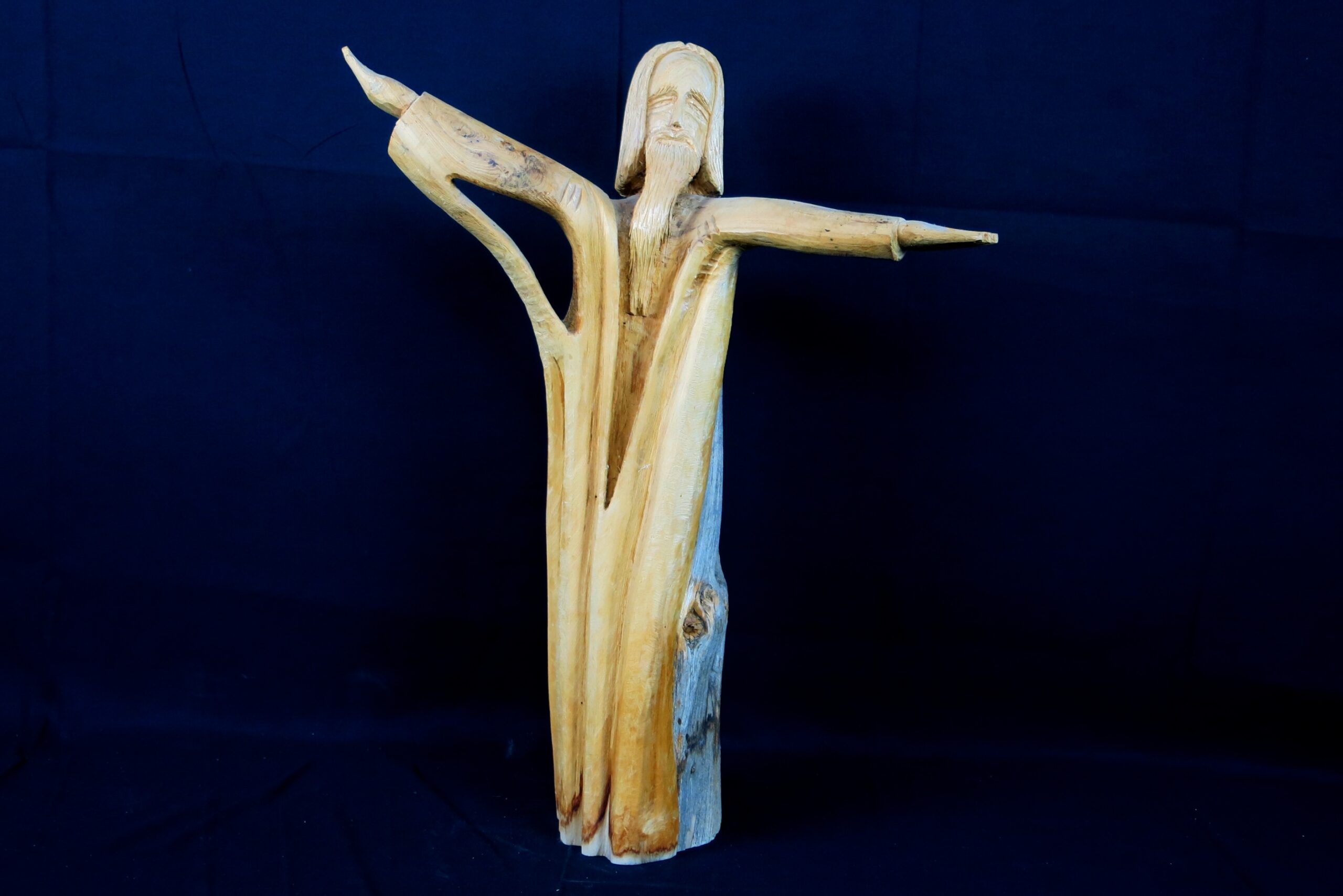 Leo Salazar – Christ The Redeemer Bulto