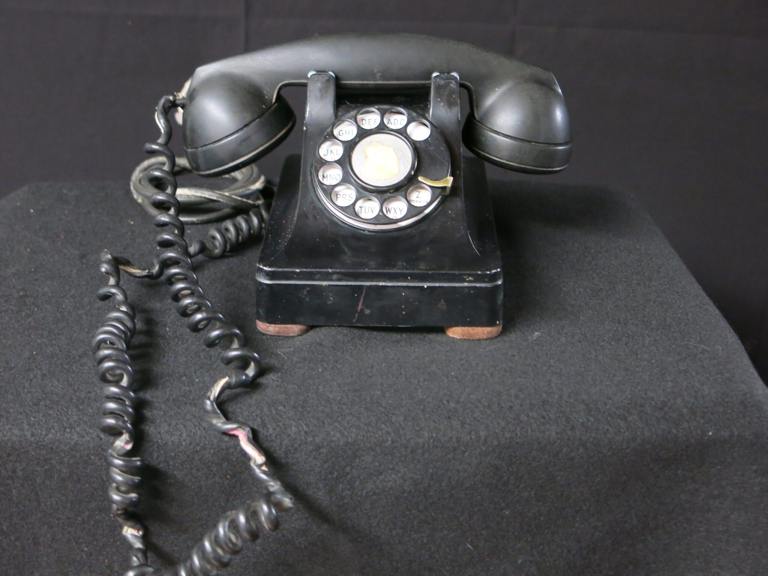Vintage Western Electric Model 302 Rotary Desk Telephone