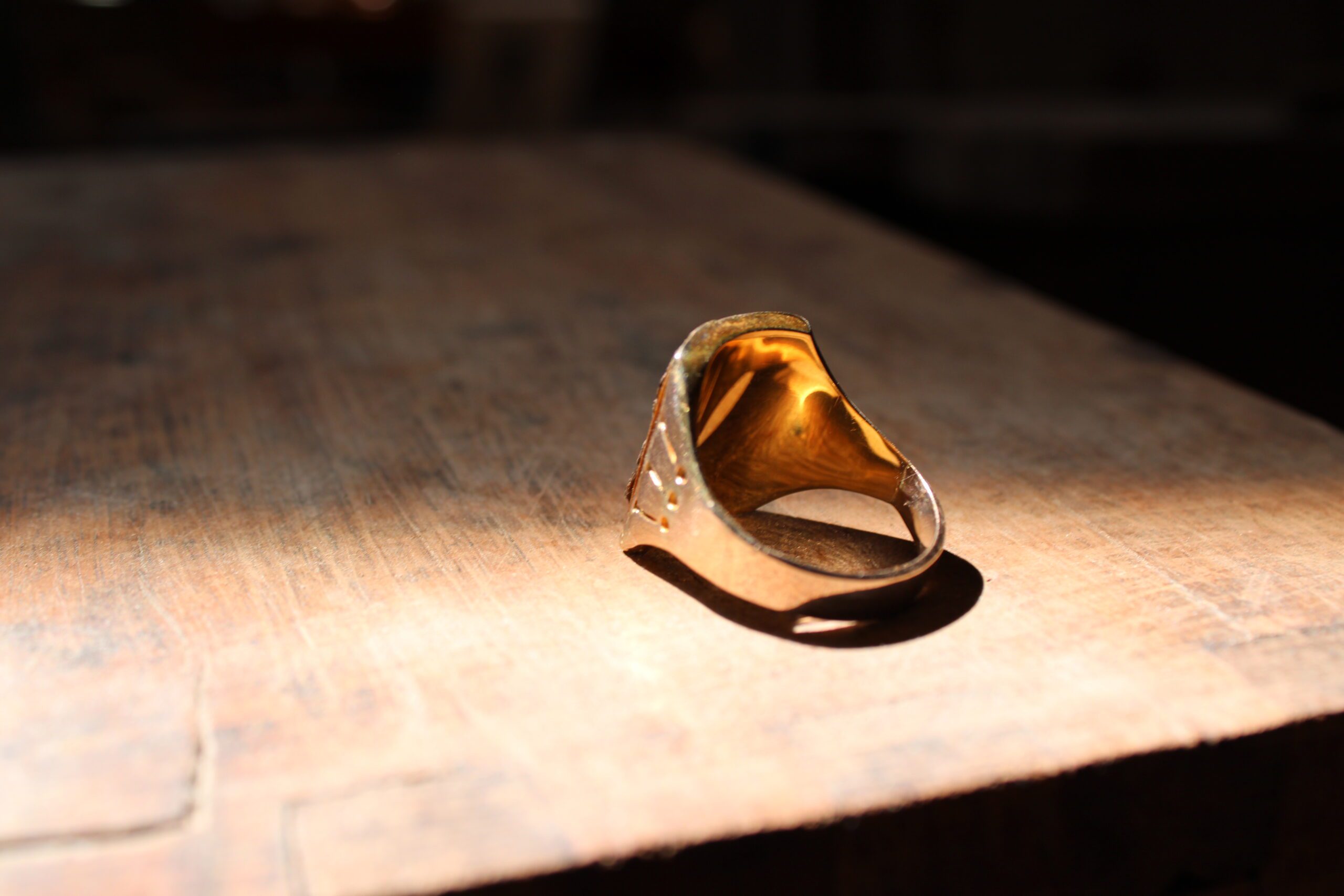 Ca. 1900 10k Gold Carved Tiger's Eye Cameo Signet 10g Ring - Image 5