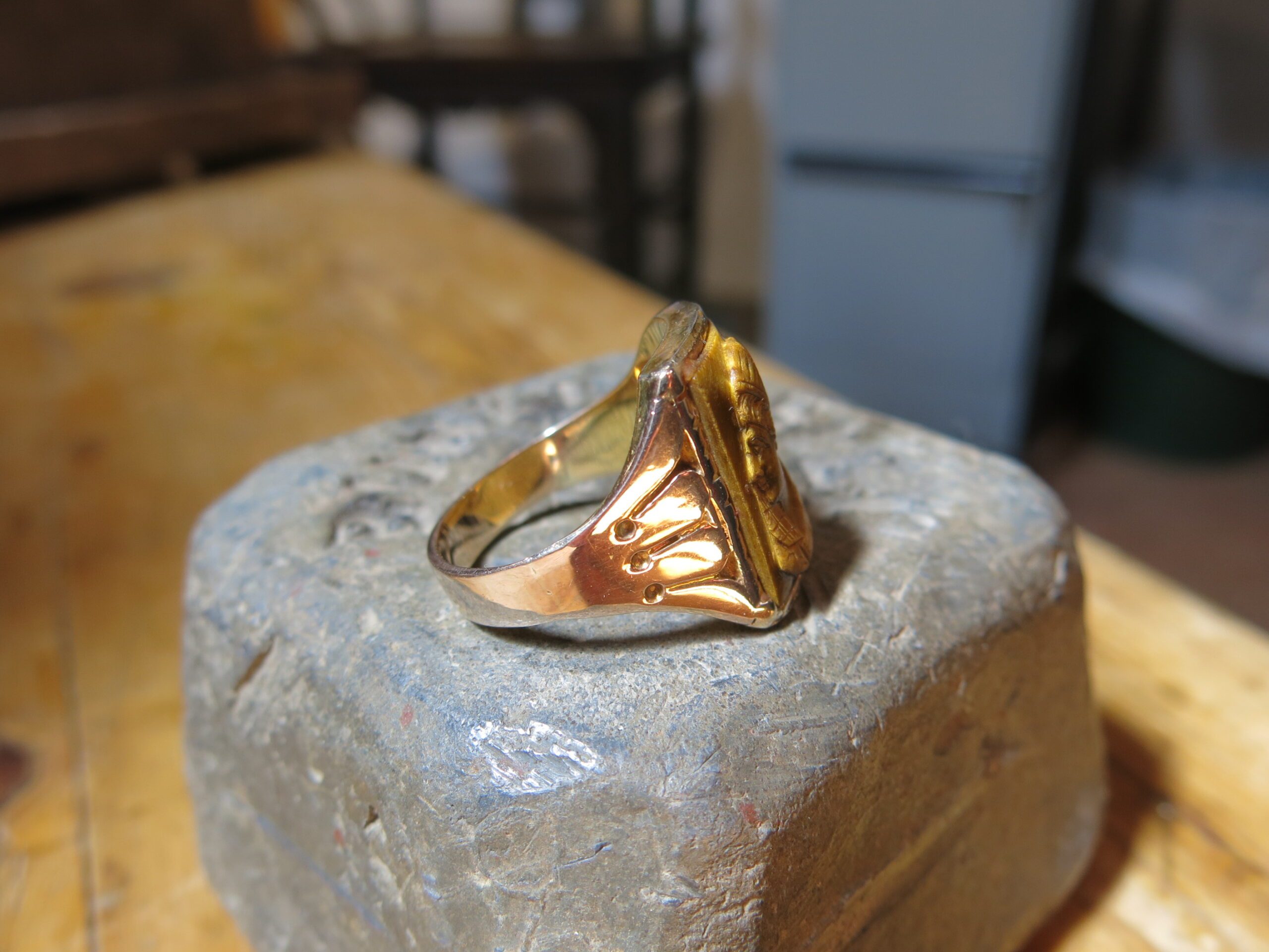 Ca. 1900 10k Gold Carved Tiger's Eye Cameo Signet 10g Ring - Image 16