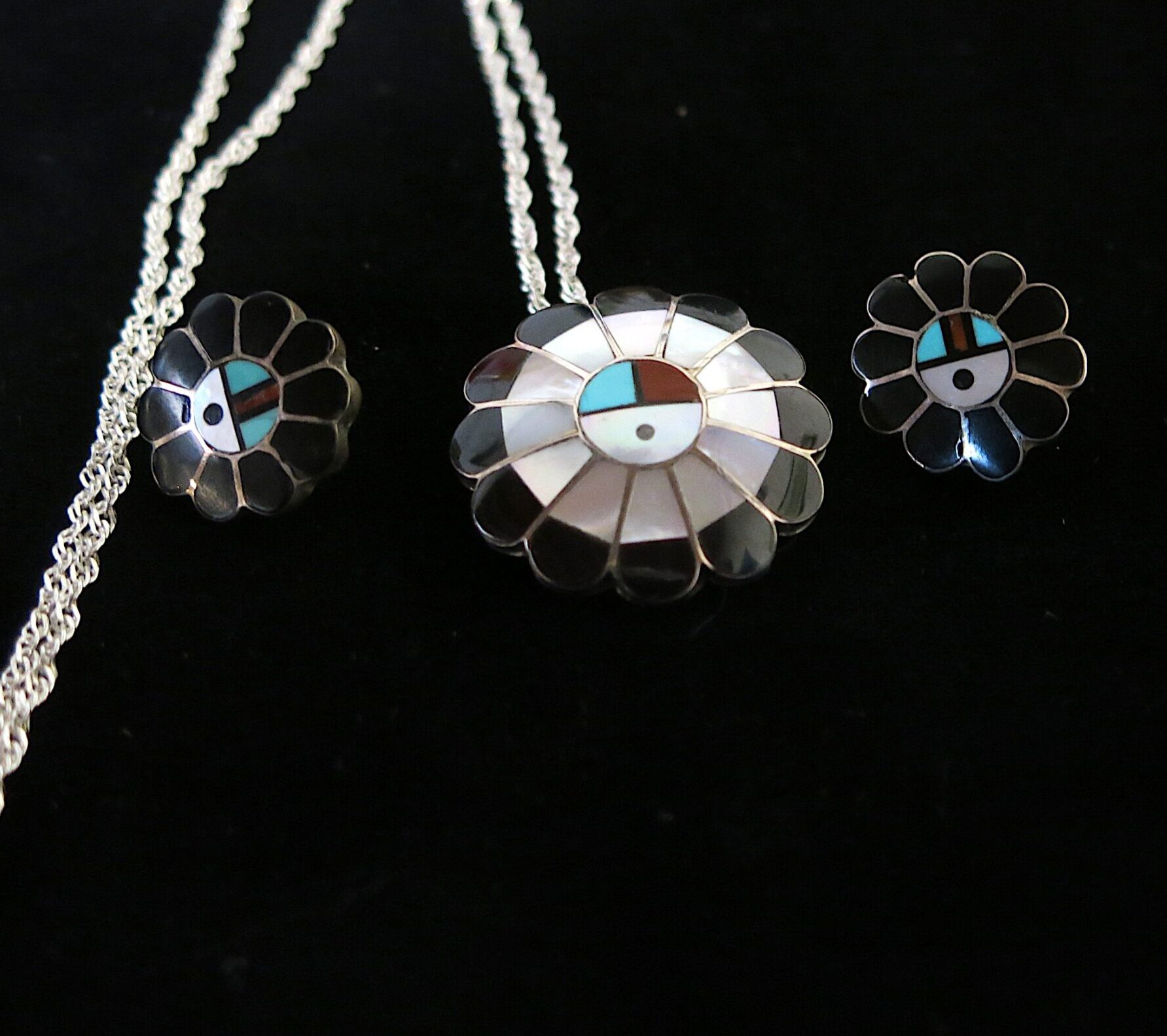 Frederick & Denise Suitza Zuni Sunface Pendant with Necklace and Earrings