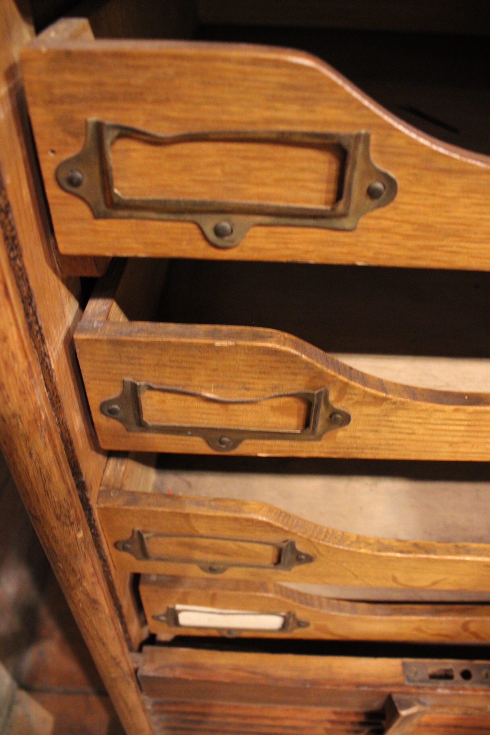Shannon File Co. Oak Tambour Filing Cabinet c.1895-1910 - Image 10
