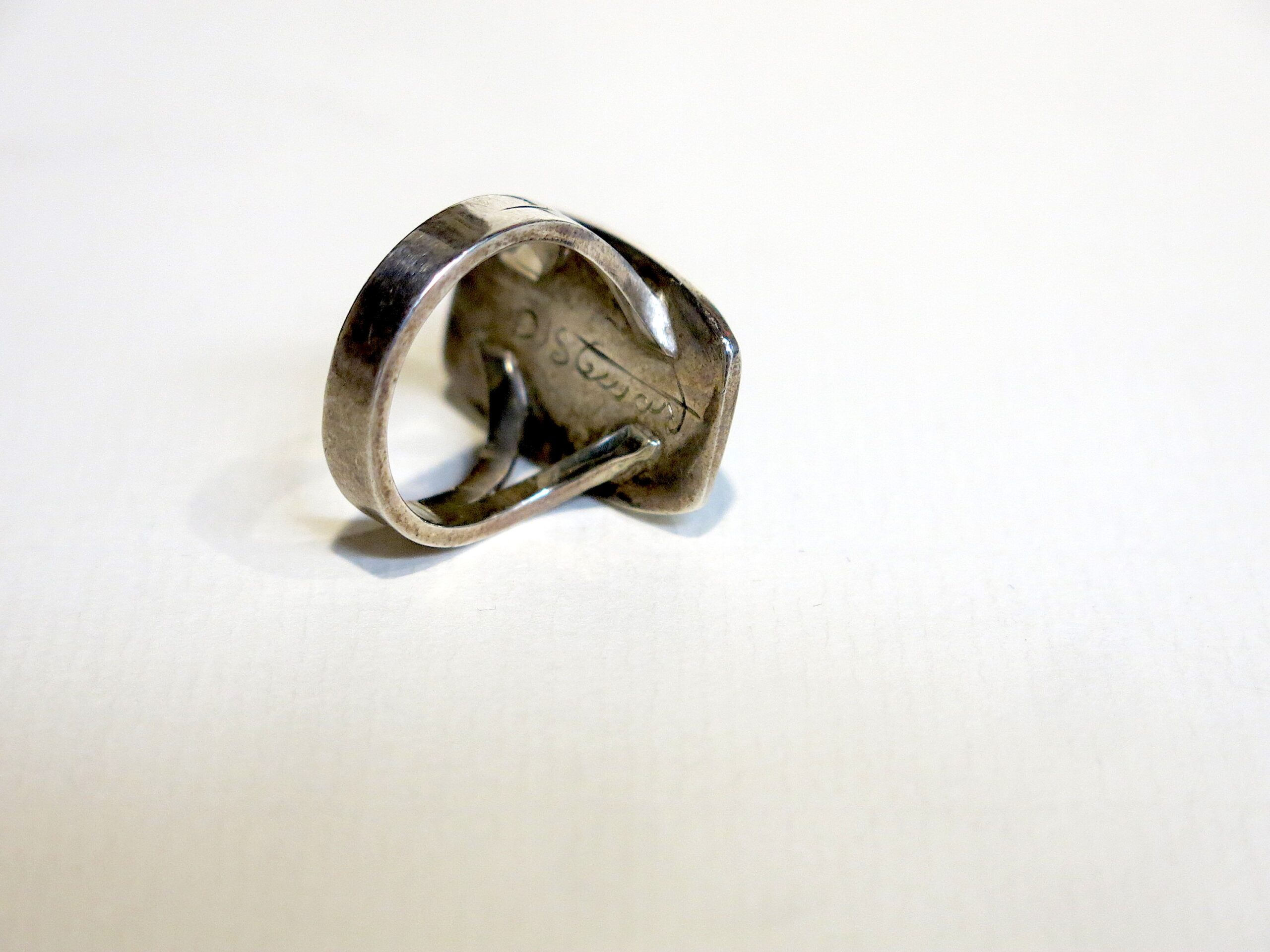 Signed D Stewart Zuni Sterling Silver Sleeping Beauty Turquoise Channel Inlay Ring - Image 7