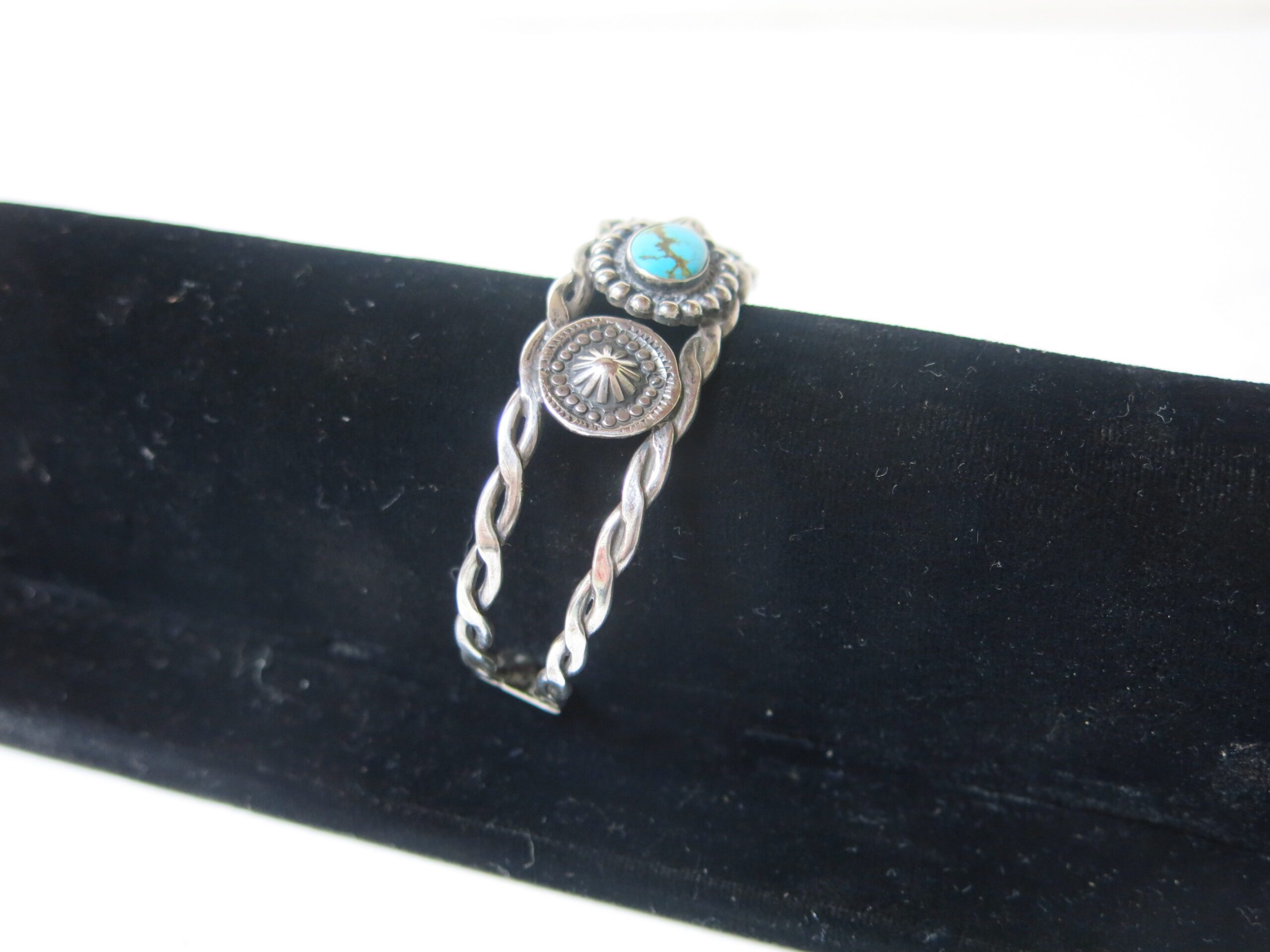 Sterling Silver Twisted-Wire Cuff with Turquoise, Southwest Native American - Image 4