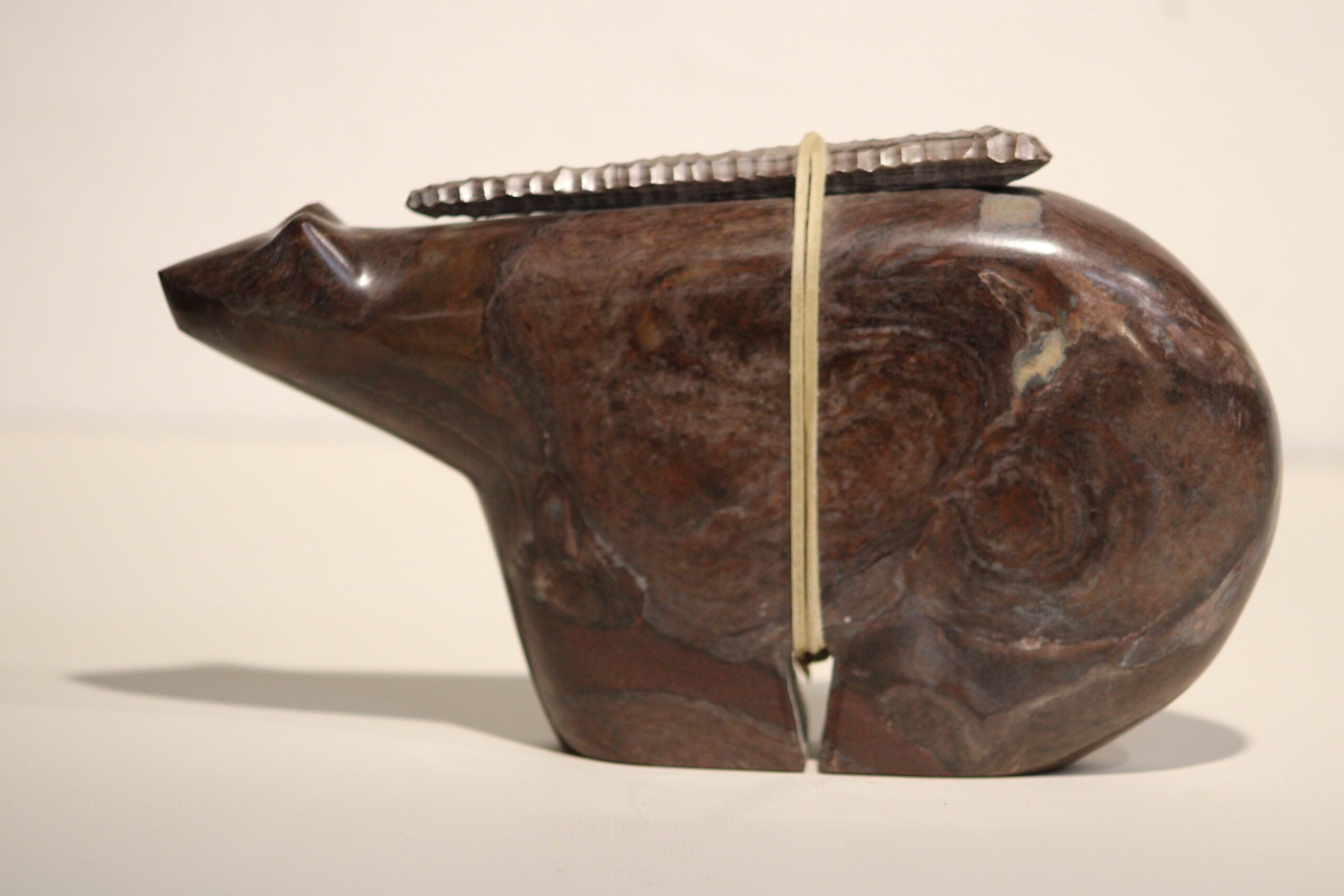 Tom Hayes Navajo Onyx Bear Fetish Statue - Image 3
