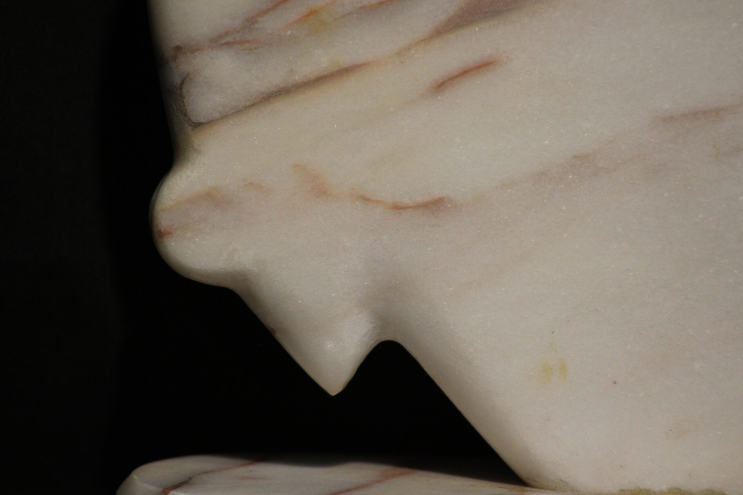 Tom Hayes Navajo White Marble Bear Fetish Statue - Image 6