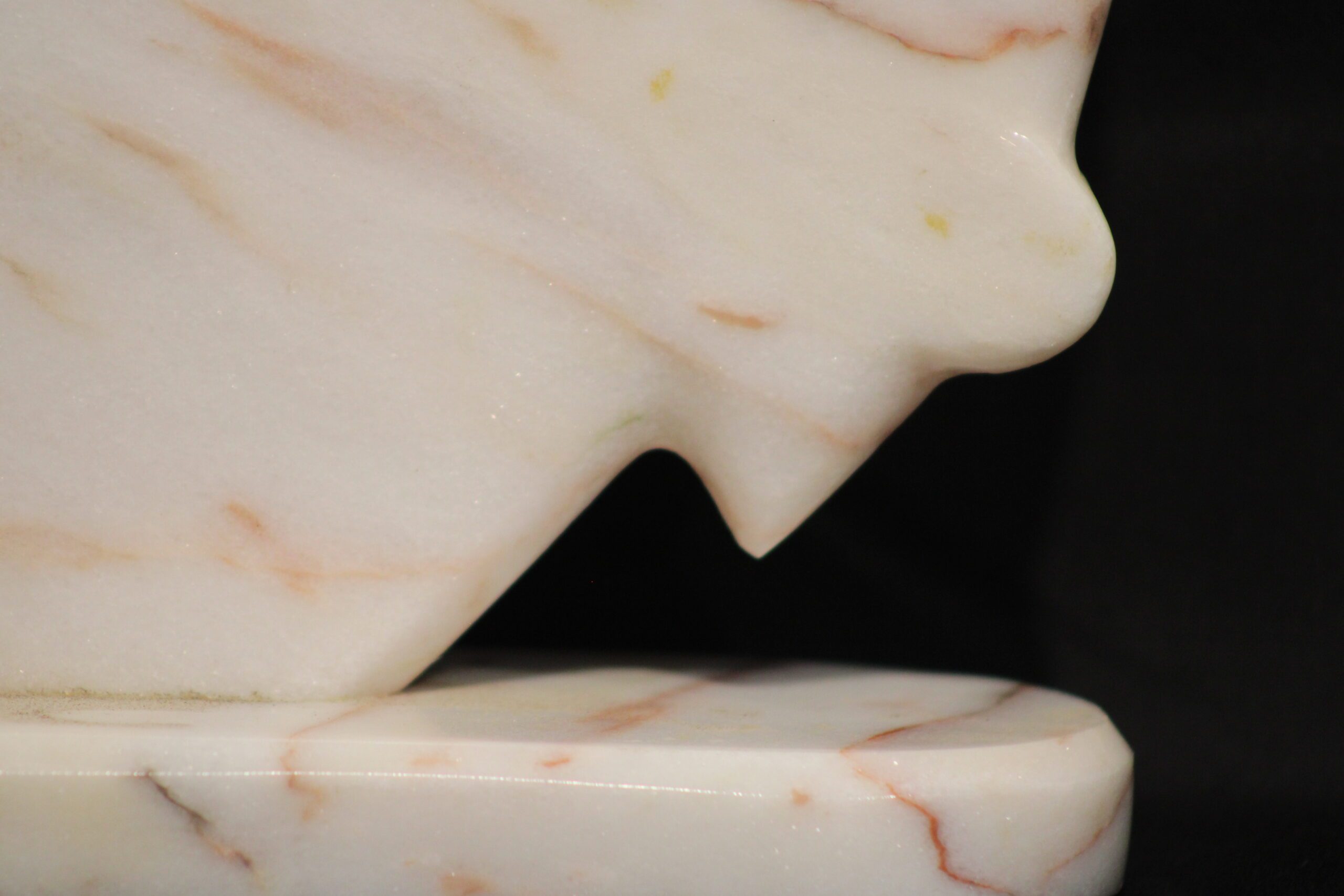 Tom Hayes Navajo White Marble Bear Fetish Statue - Image 10