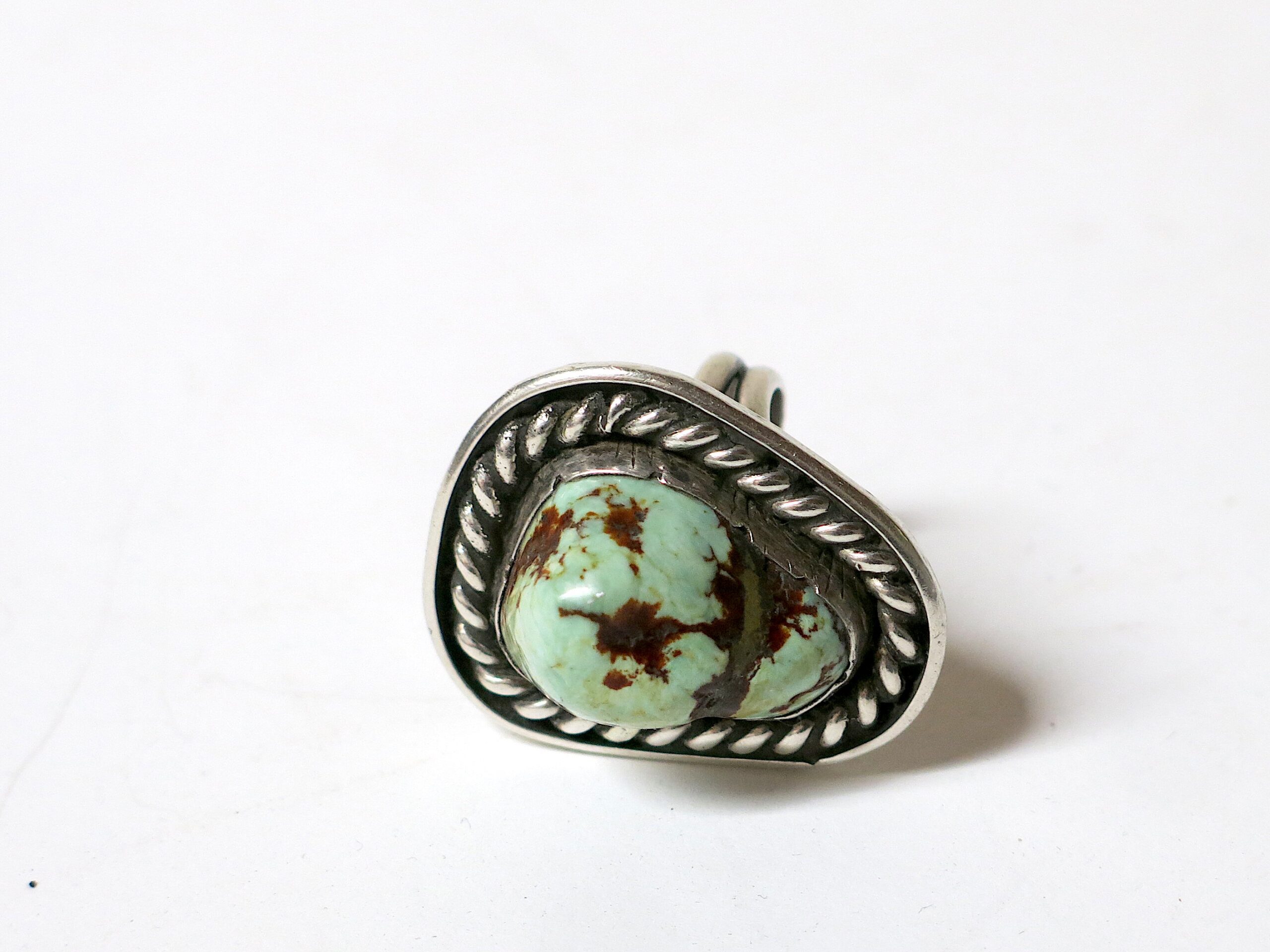 Vintage Sterling Silver Ring with Natural Turquoise Nugget - Image 7