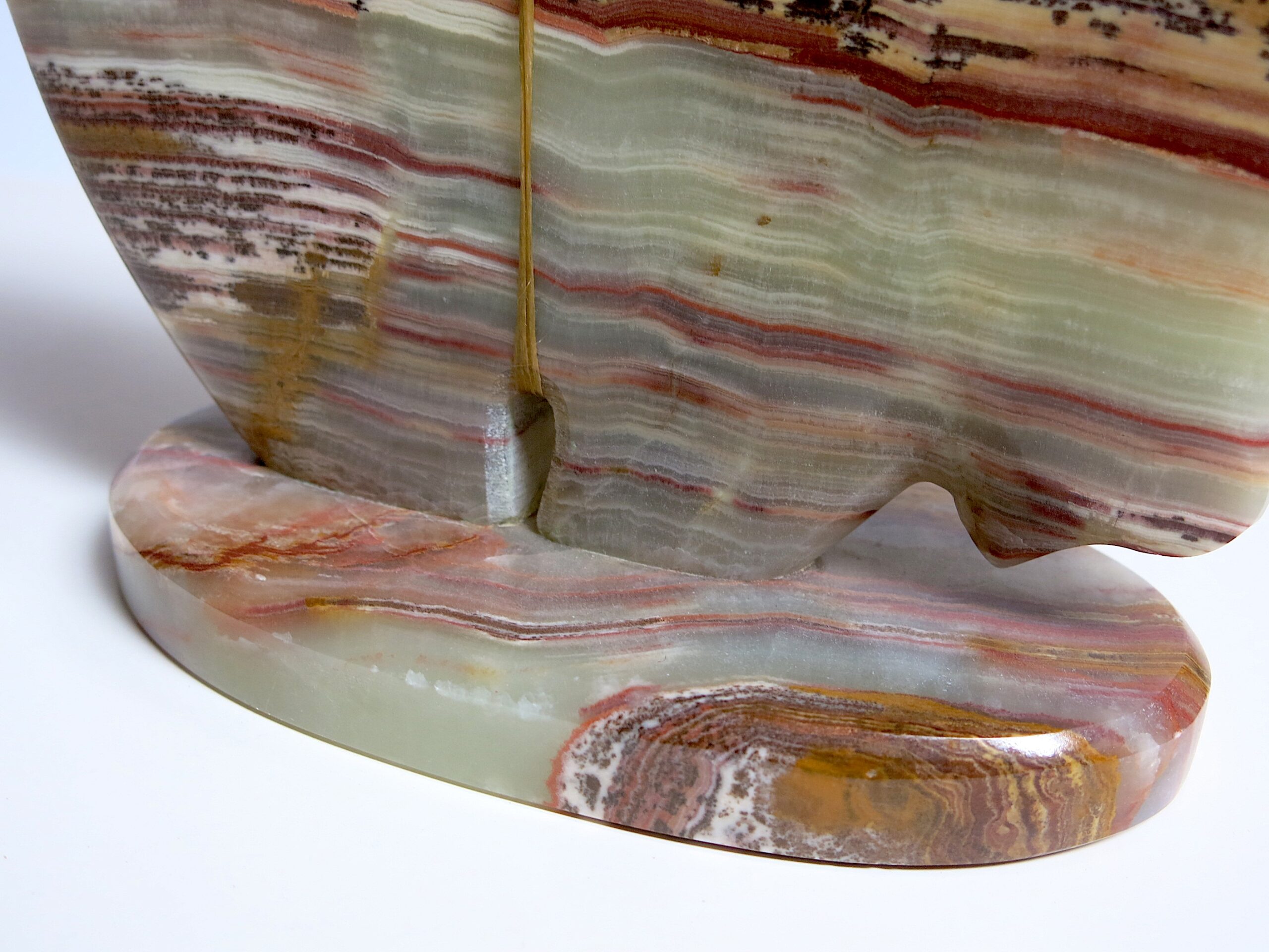 Tom Hayes Navajo Banded Agate Bear Fetish Sculpture - Image 9