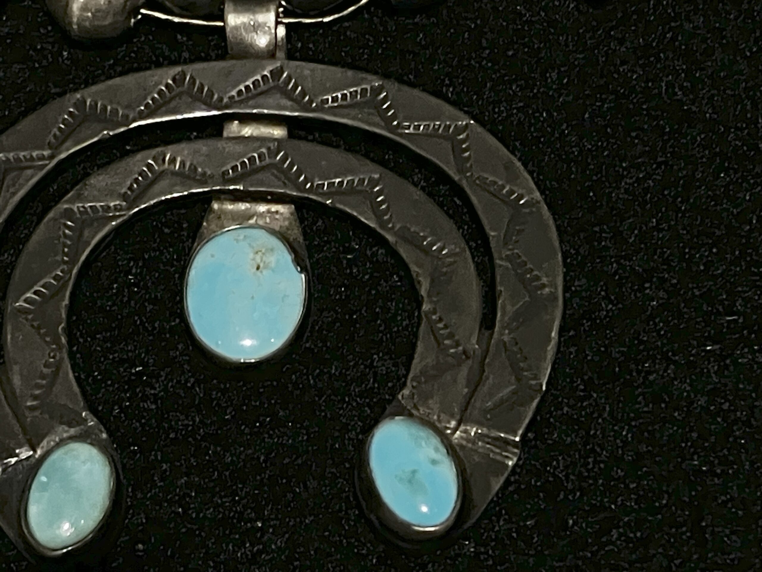 Vintage Navajo Squash Blossom Necklace 26" with 23 Turquoise Stones - Image 10