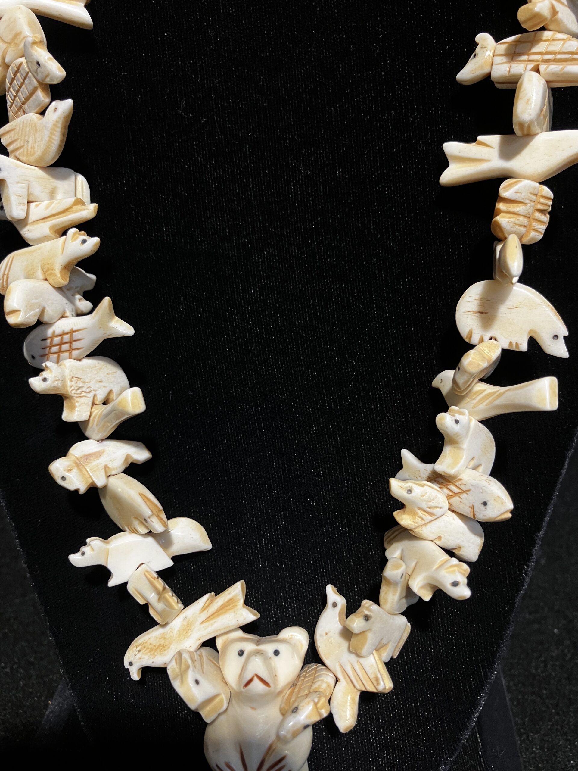 Vintage Southwest Zuni Style Carved Bone Animal Fetish Necklace - Image 3