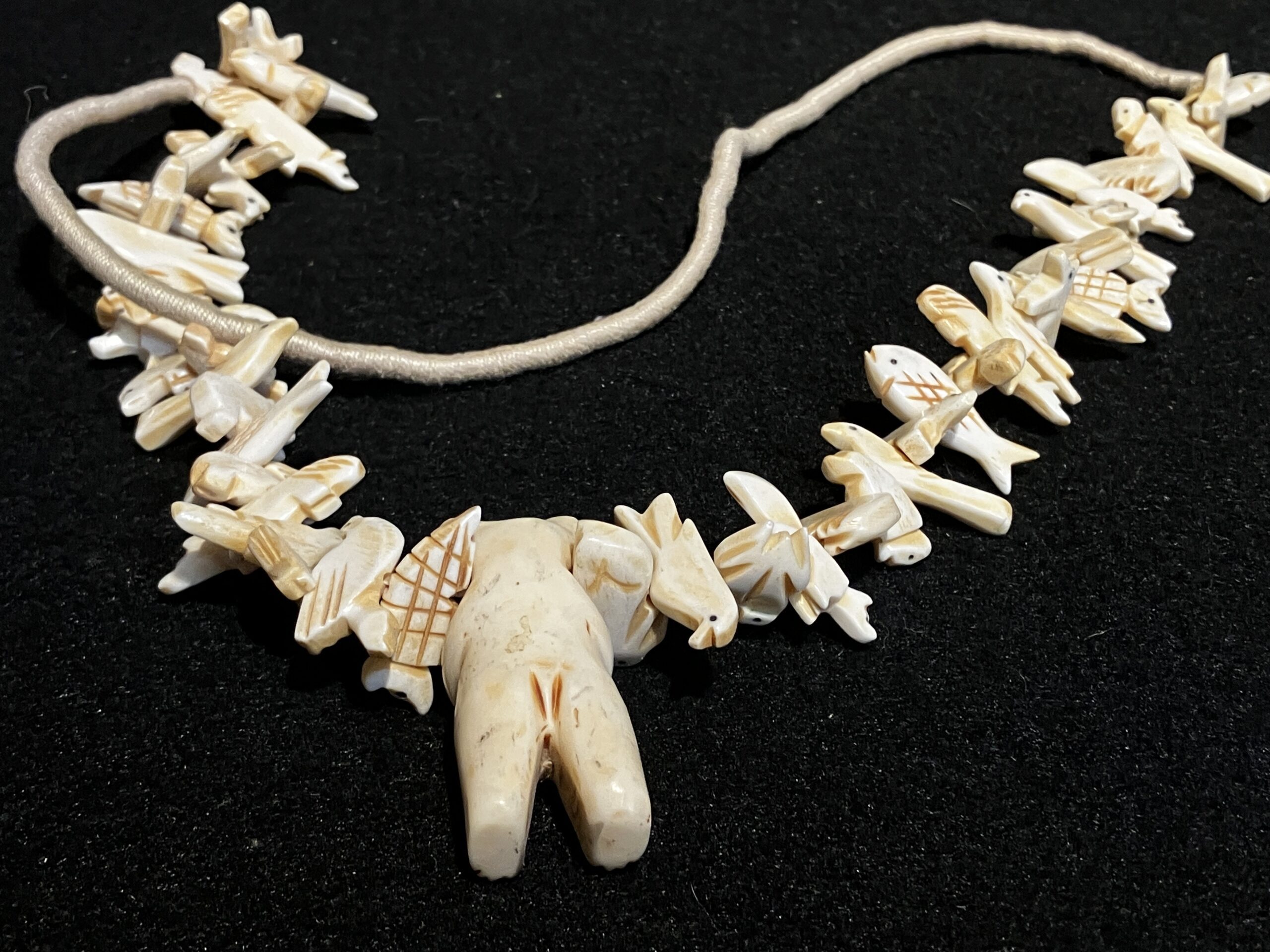 Vintage Southwest Zuni Style Carved Bone Animal Fetish Necklace - Image 7