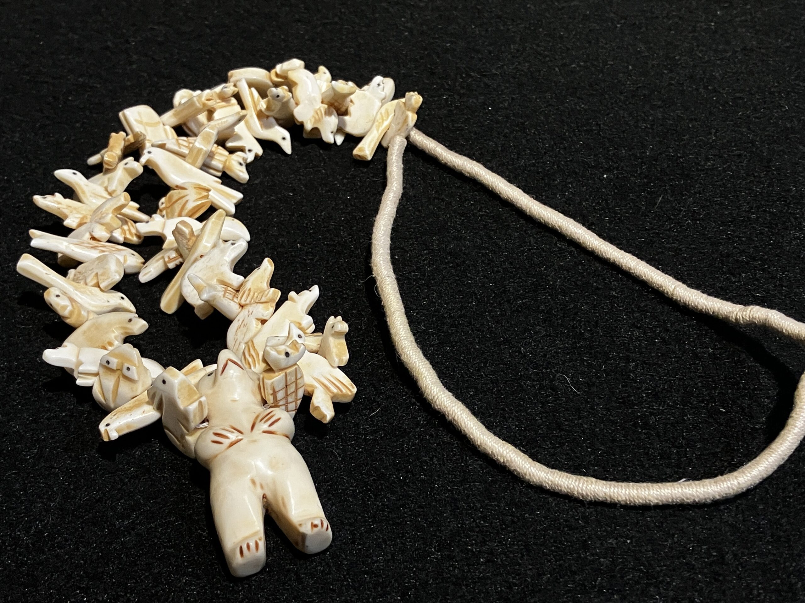 Vintage Southwest Zuni Style Carved Bone Animal Fetish Necklace - Image 10